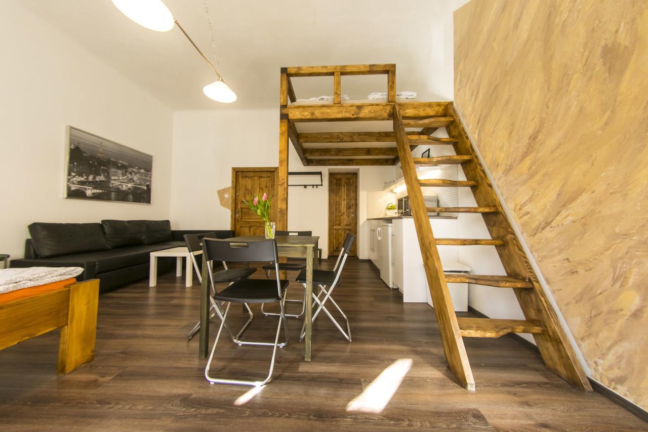 Freedom Rooms & Apartments Прага Экстерьер фото