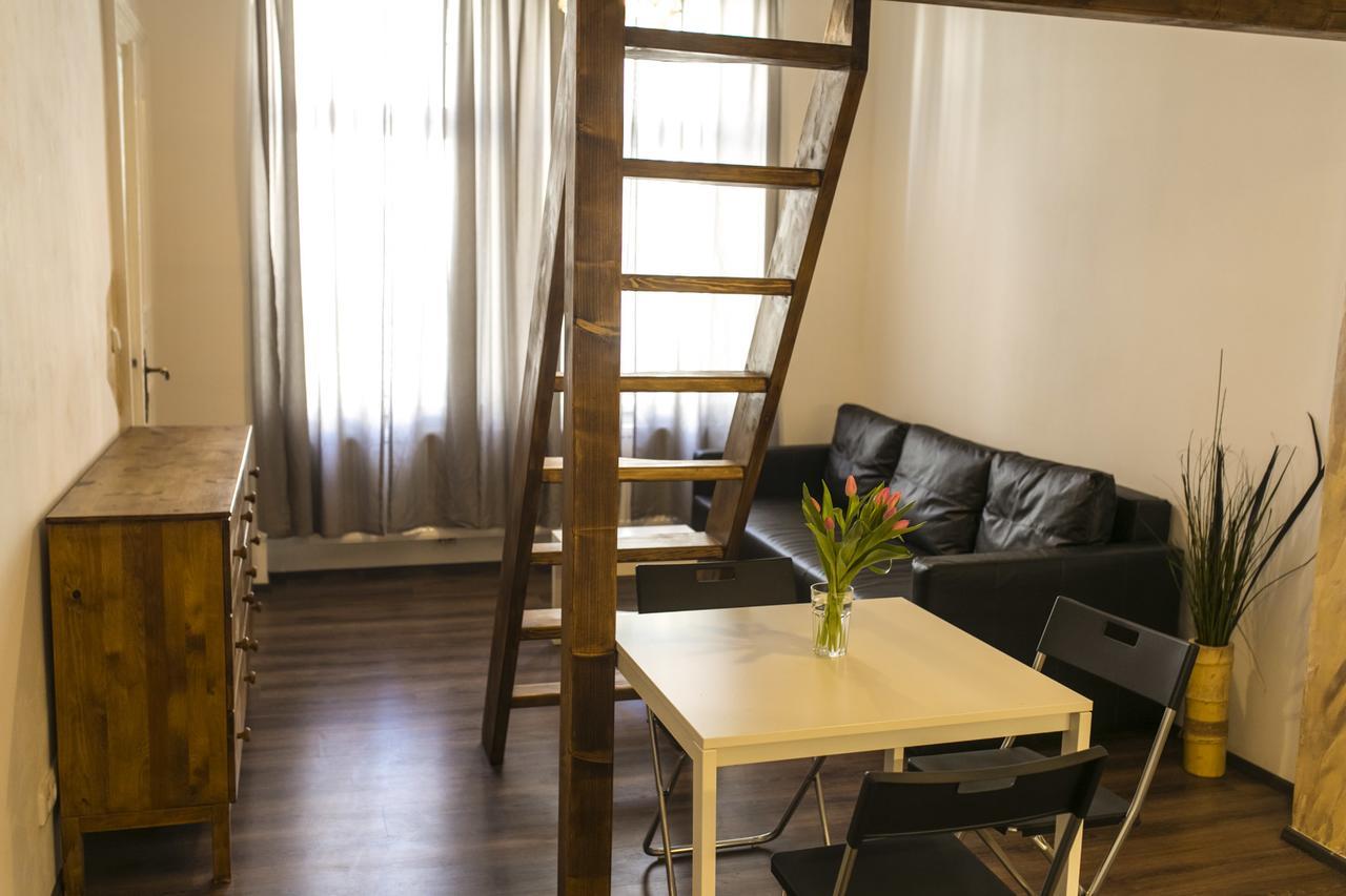 Freedom Rooms & Apartments Прага Экстерьер фото