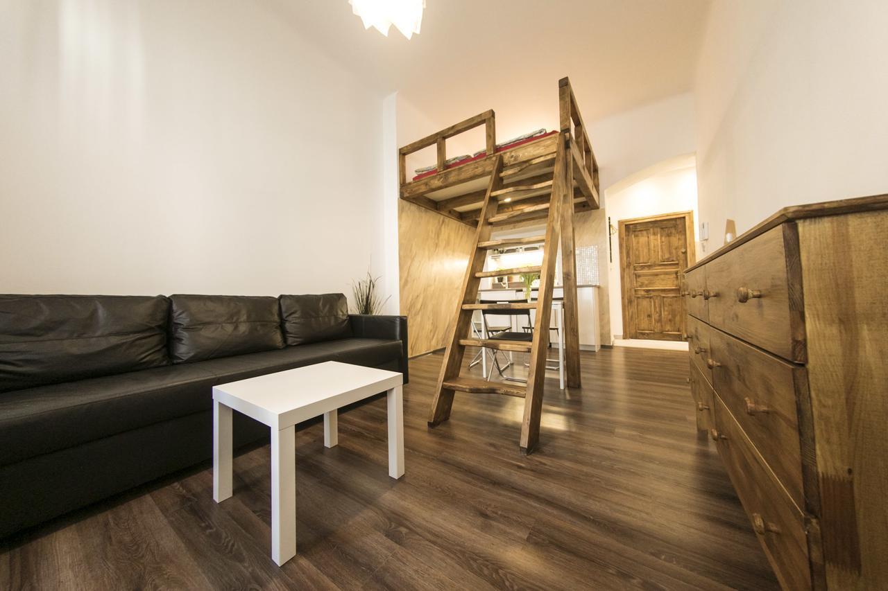 Freedom Rooms & Apartments Прага Экстерьер фото