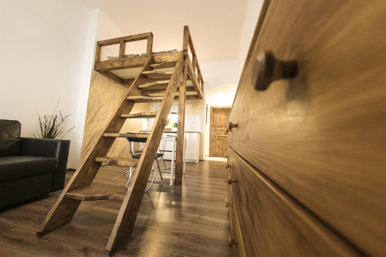 Freedom Rooms & Apartments Прага Экстерьер фото