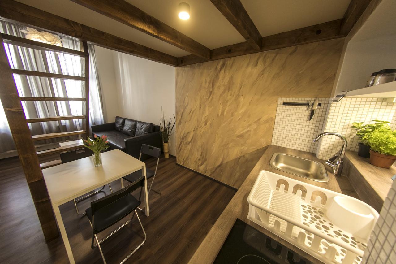 Freedom Rooms & Apartments Прага Экстерьер фото