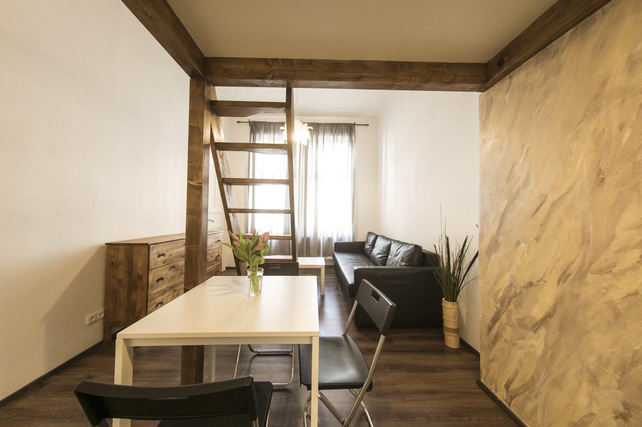 Freedom Rooms & Apartments Прага Экстерьер фото