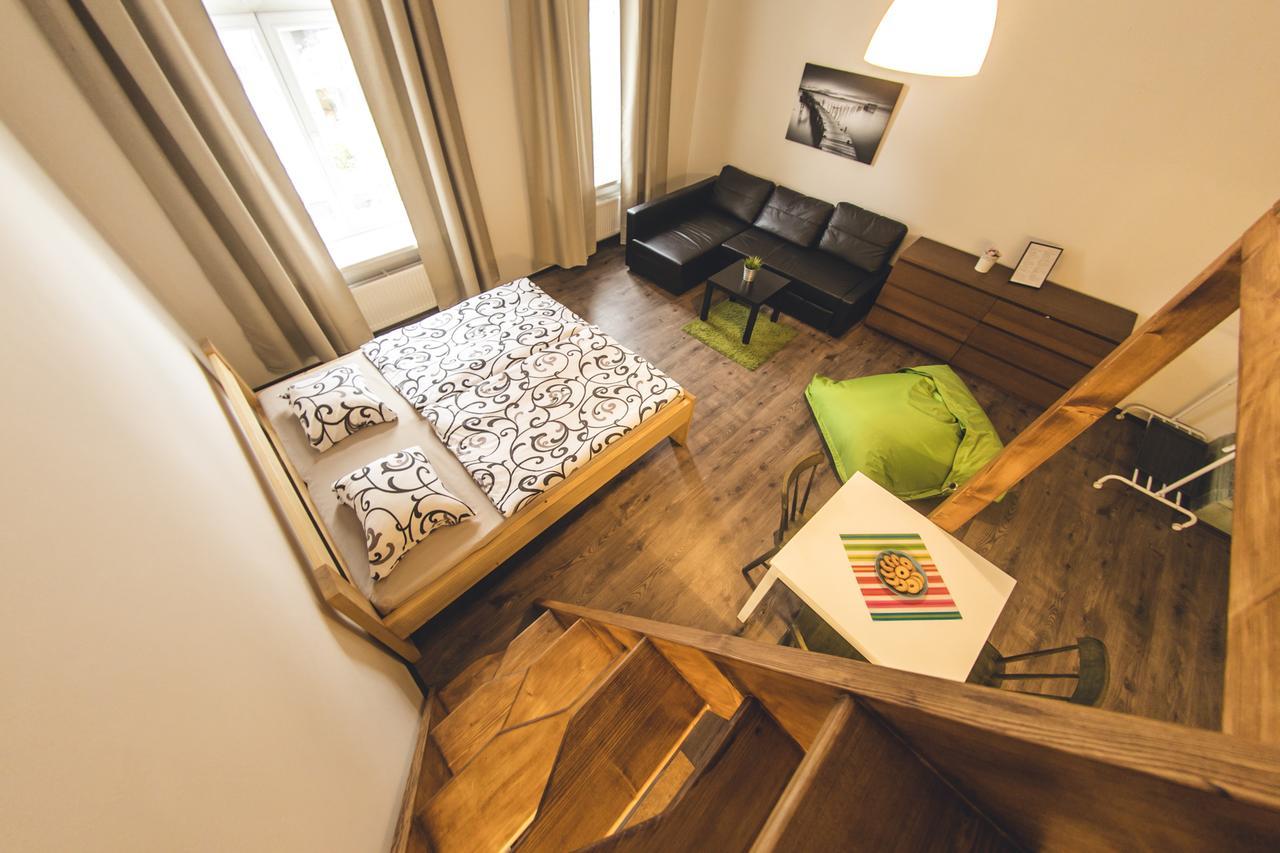 Freedom Rooms & Apartments Прага Номер фото
