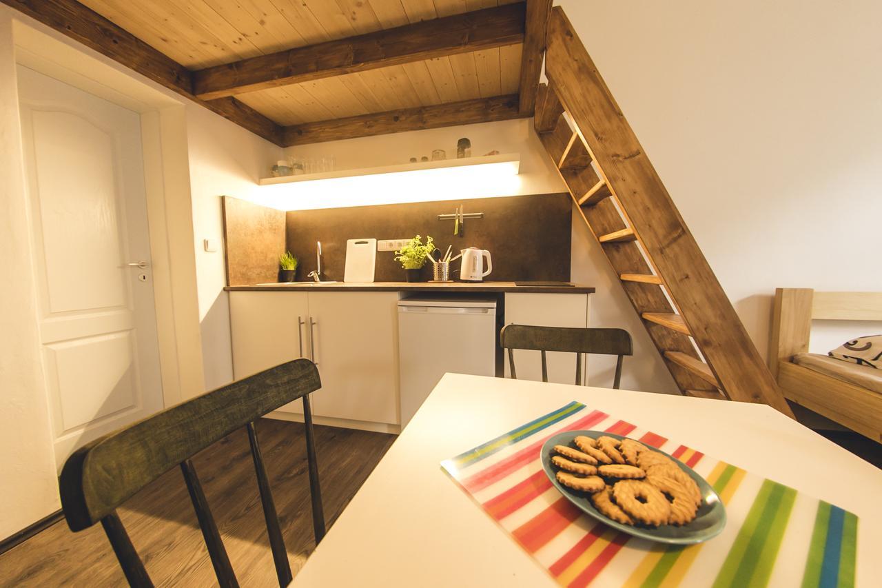 Freedom Rooms & Apartments Прага Номер фото