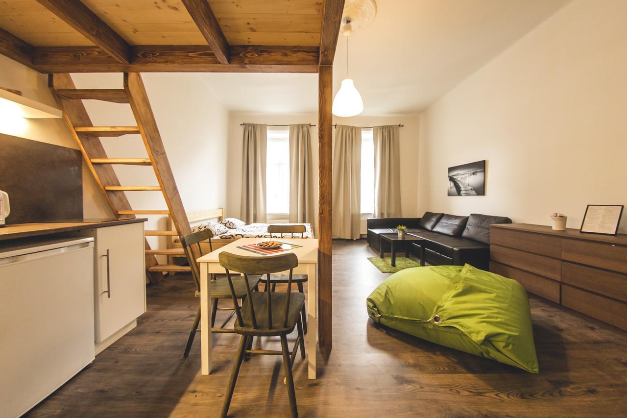 Freedom Rooms & Apartments Прага Экстерьер фото